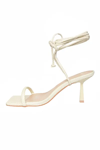 01-3243  Strappy Sandal/