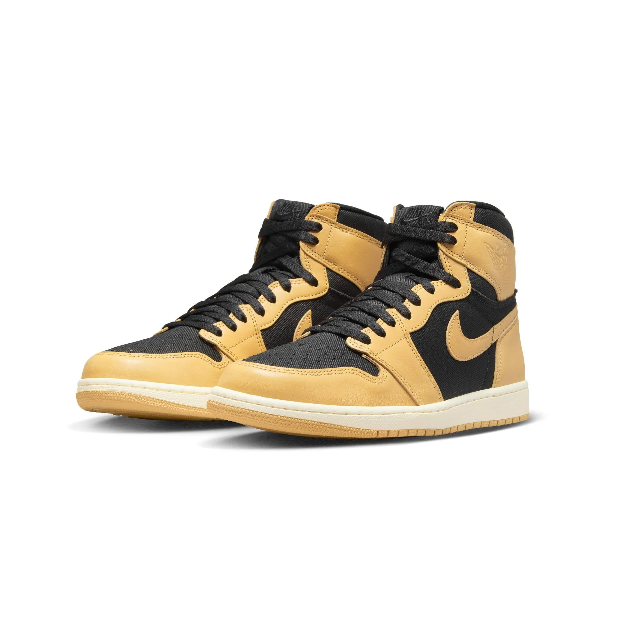 Air Jordan 1 Retro High OG Shoes