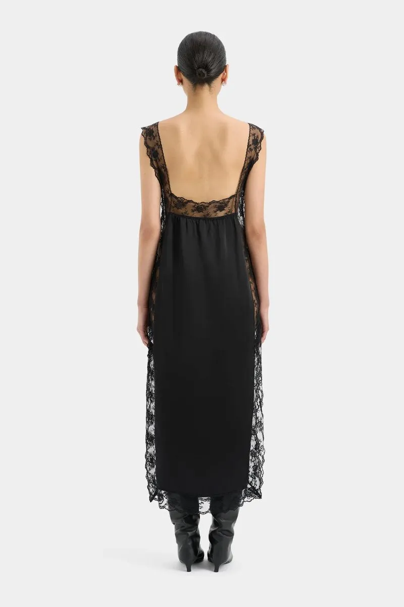 ARIES SQUARE NECK LACE DRESS-BLACK