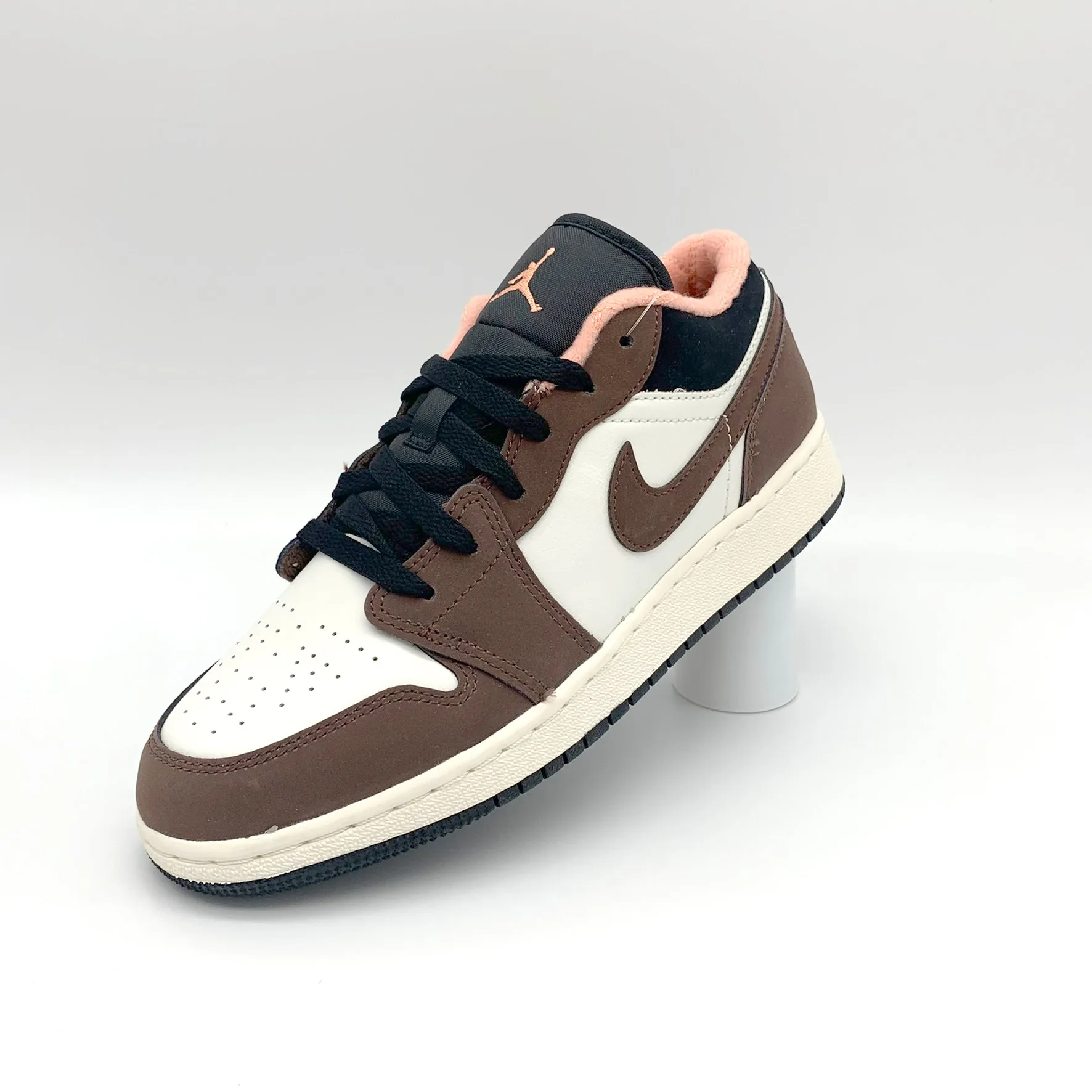 Jordan 1 Low Mocha